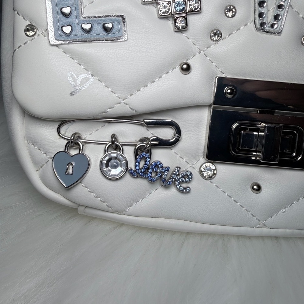 🤍Aldo White Crossbody Bag with Blue Embellishments - Picture 5 of 12